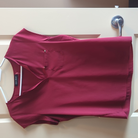 Size M Ivanka Trump Burgundy blouse - Picture 2 of 5
